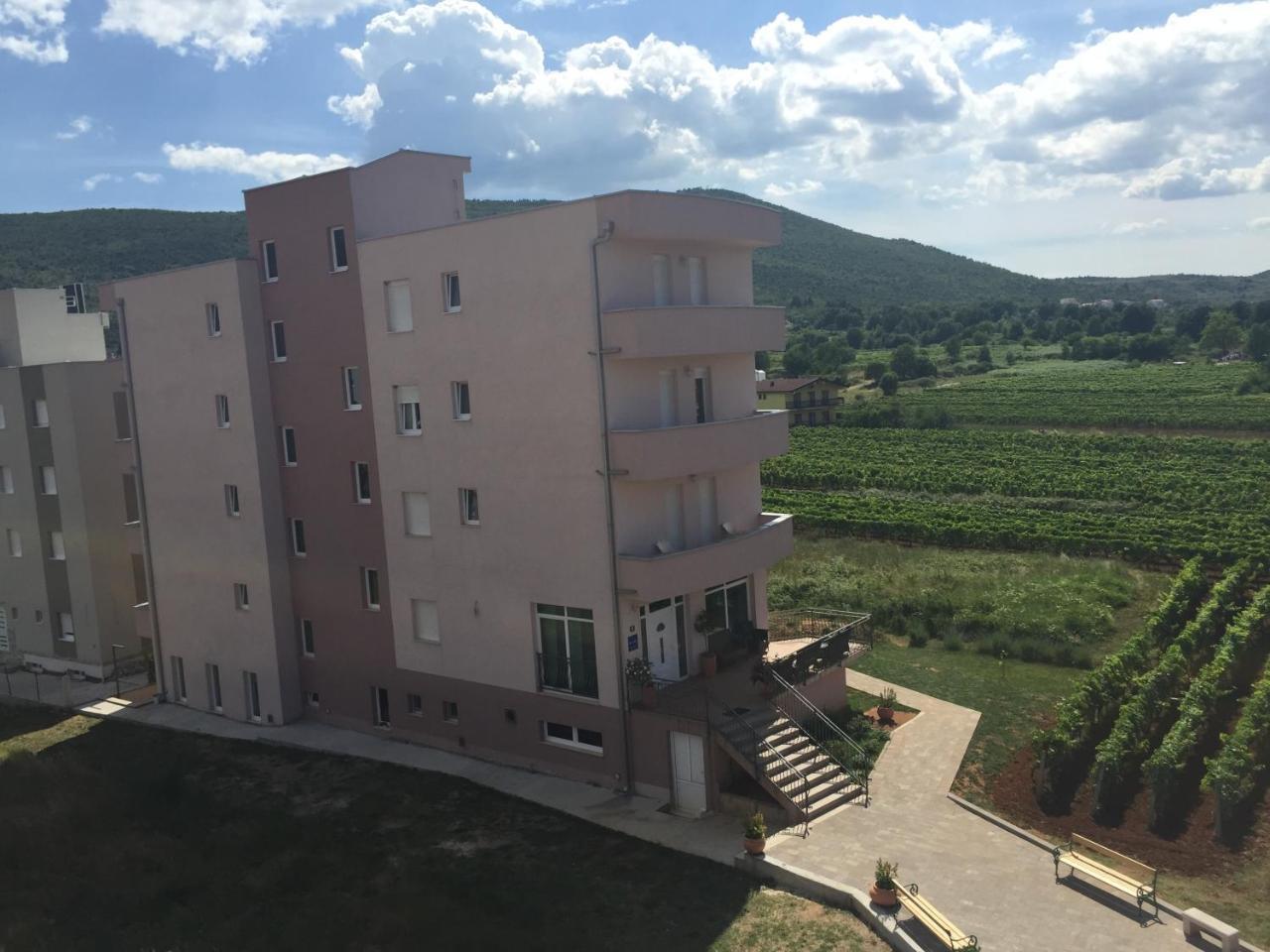 Hotel Ivankovic Međugorje Exteriör bild